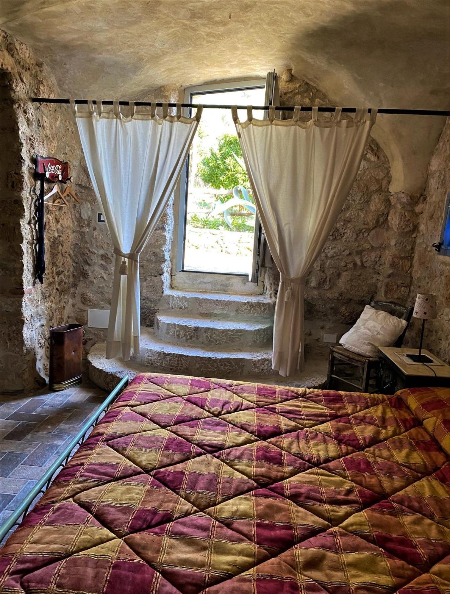 Agriturismo La Contessa (Adults Only) ฟีนาเลลีกูเร ภายนอก รูปภาพ